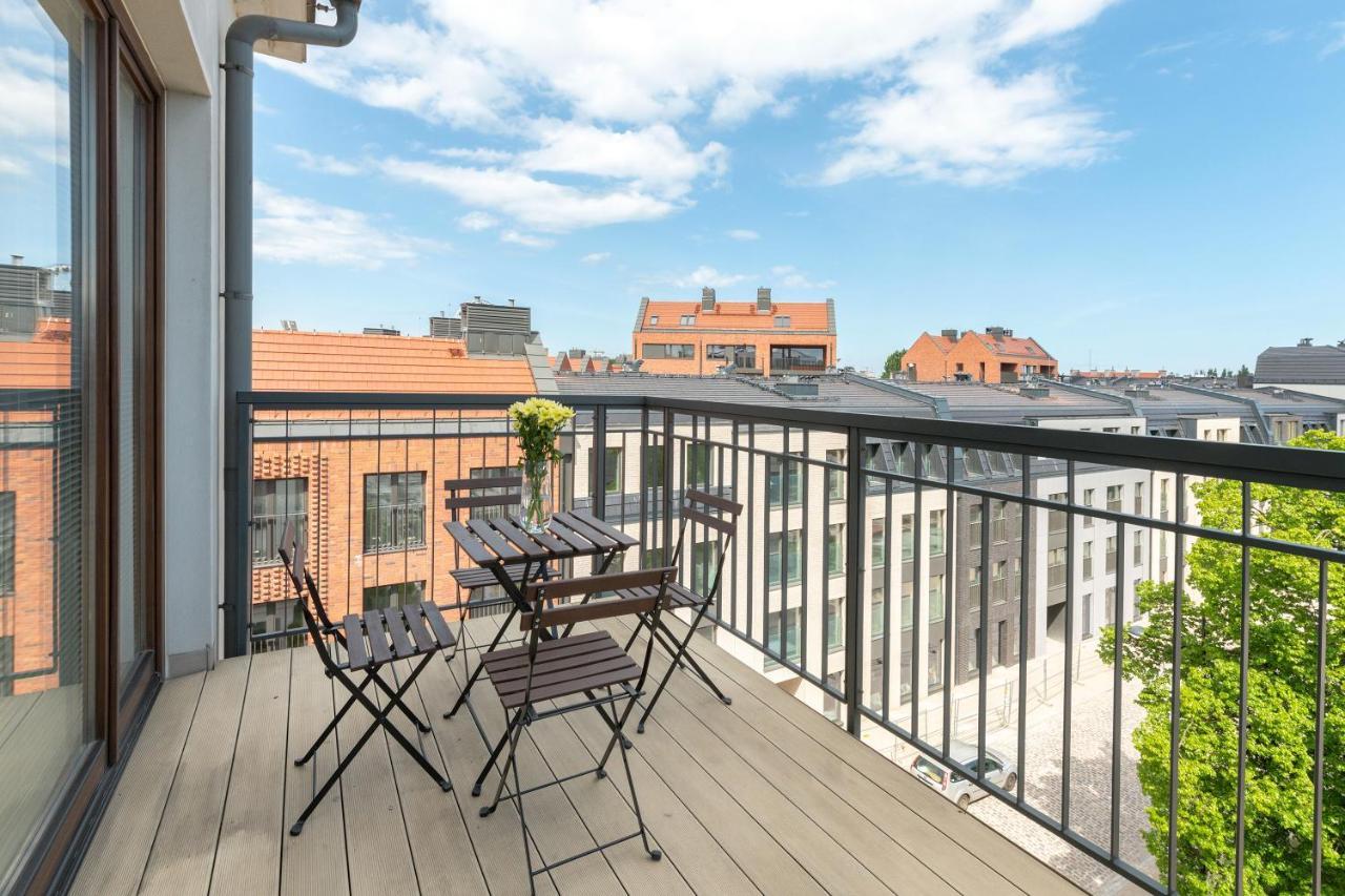 Wave Apartments - Szafarnia Old Town Гданск Екстериор снимка