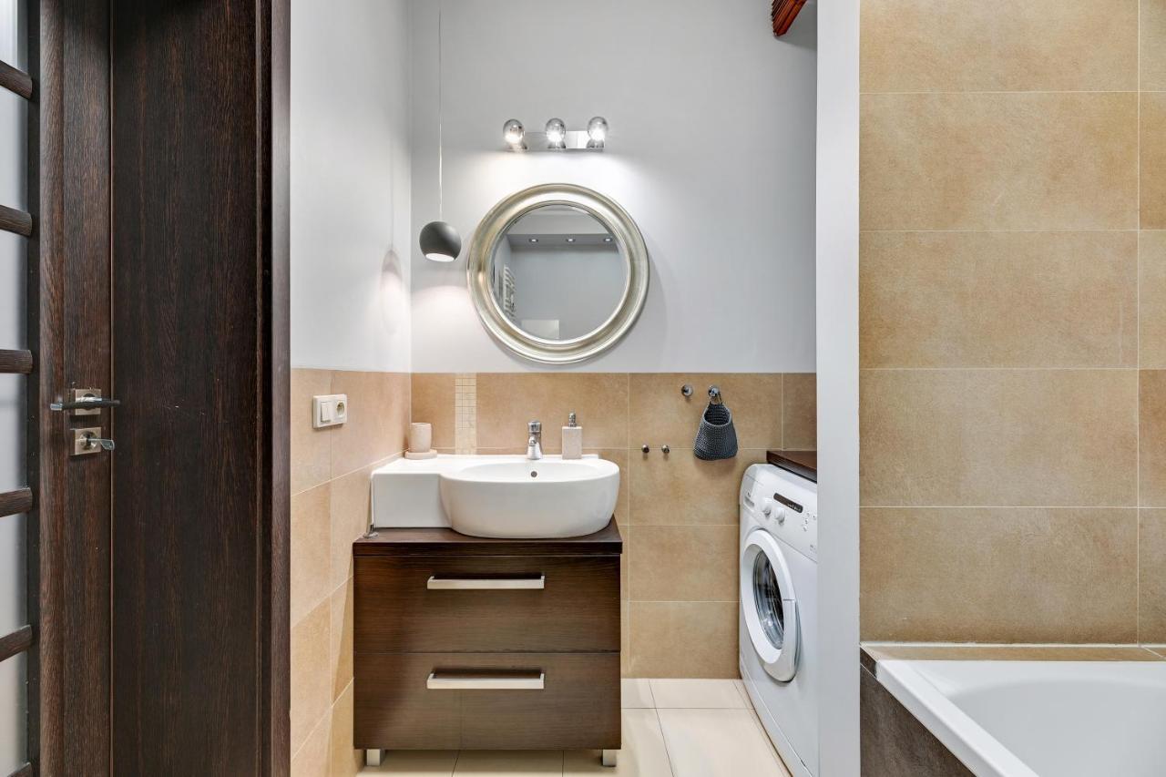 Wave Apartments - Szafarnia Old Town Гданск Екстериор снимка